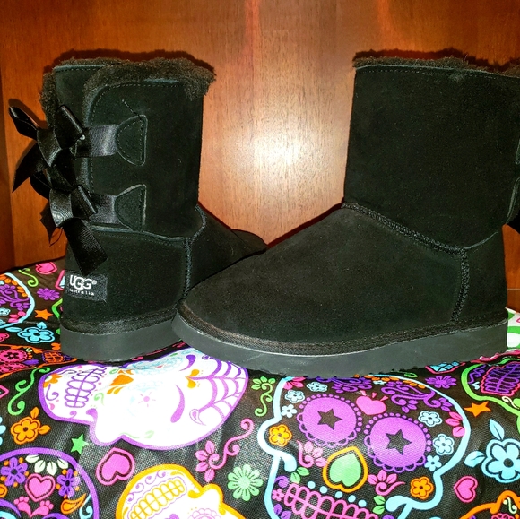 Ugg Bailey Bow II Boot 👢 - Picture 4 of 6